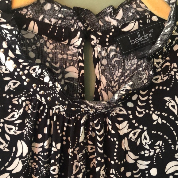 KWOT Belldini plus embellished flutter sleeve top - Picture 3 of 7